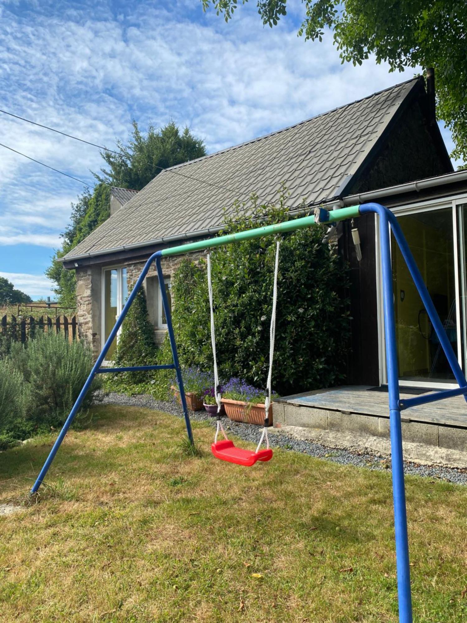 Vila La Butte Monlien Beauchêne Exteriér fotografie